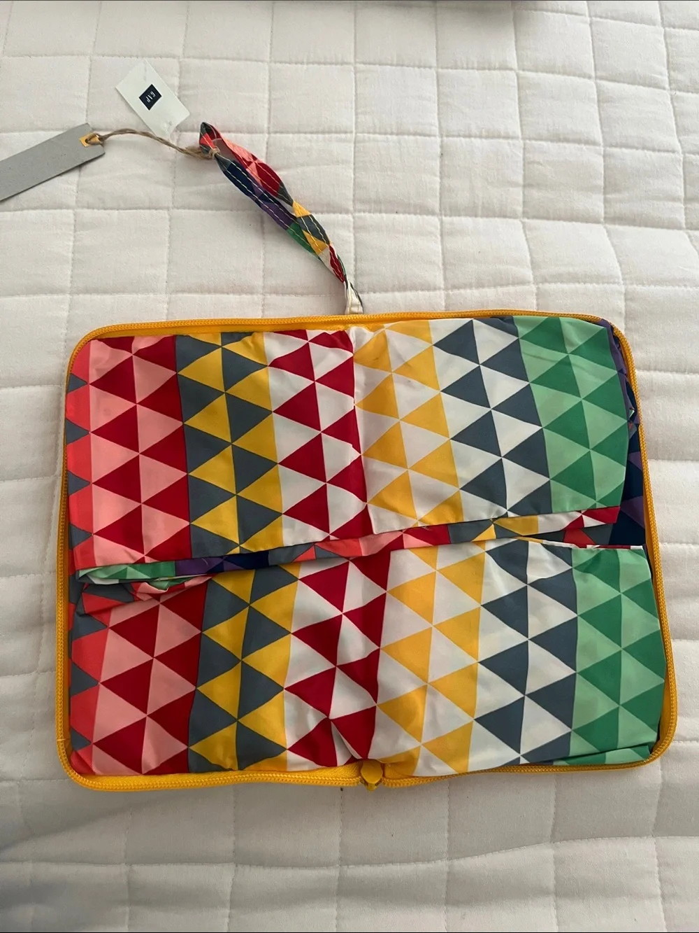 Gap Multicolor Triangle Print Wristlet Pouch - Rainbow